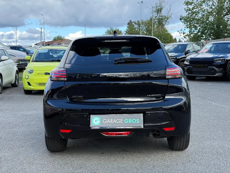 Photo de la voiture PEUGEOT 208 Hybrid 110 ch e-DCS6 Allure