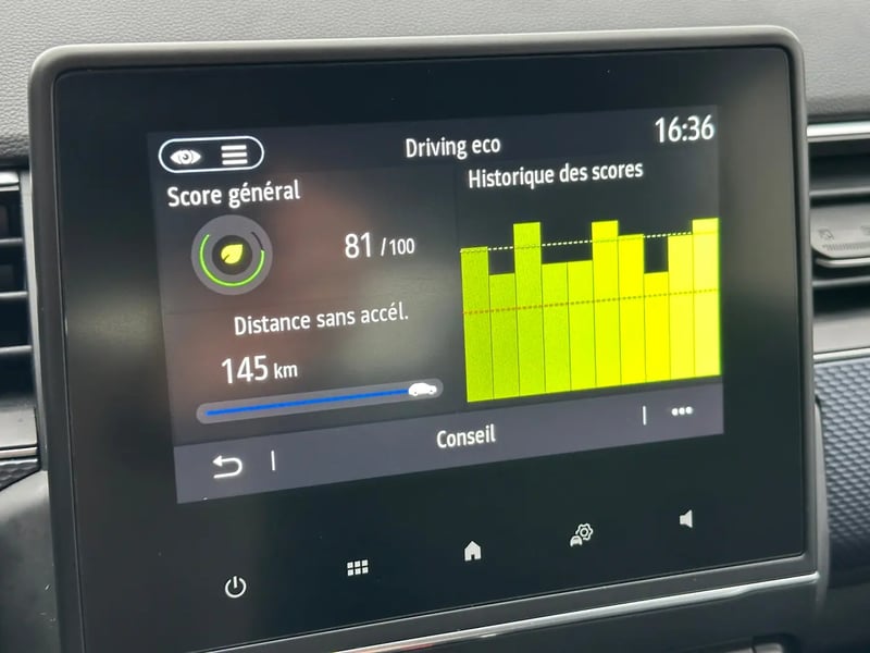 Photo de la voiture RENAULT ARKANA mild hybrid 140 EDC GSR2 Evolution