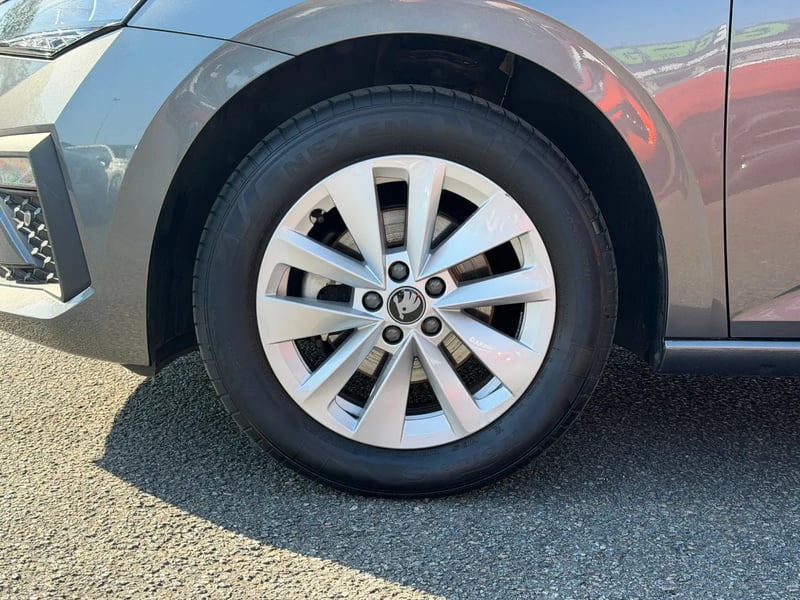 Photo de la voiture SKODA SCALA 1.0 TSI Evo 2 116 ch DSG7 Selection