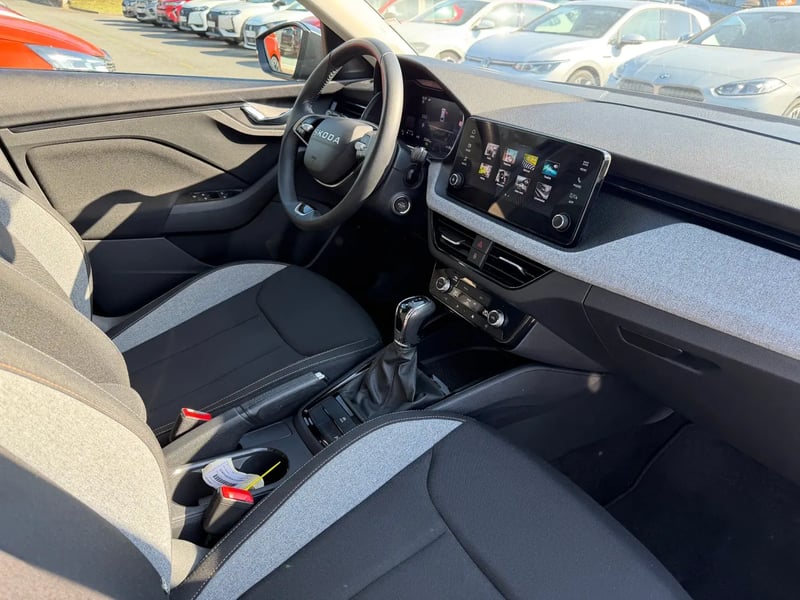 Photo de la voiture SKODA SCALA 1.0 TSI Evo 2 116 ch DSG7 Selection