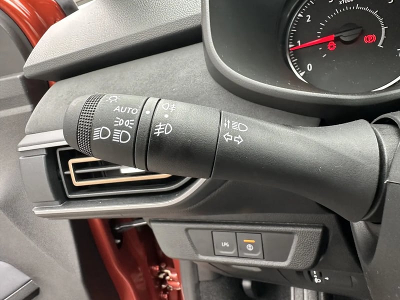 Photo de la voiture DACIA JOGGER ECO-G 100 7 places GSR2 Extreme +