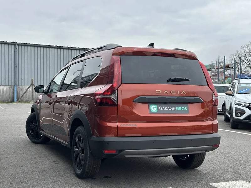 Photo de la voiture DACIA JOGGER ECO-G 100 7 places GSR2 Extreme +