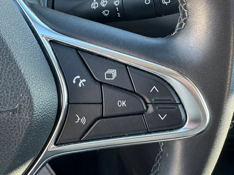 Photo de la voiture RENAULT CAPTUR TCe 90 Equilibre