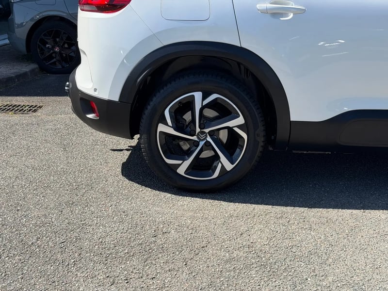 Photo de la voiture CITROEN C5 AIRCROSS BlueHDi 130 S&S BVM6 Shine