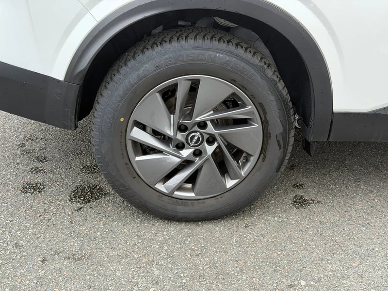 Photo de la voiture NISSAN QASHQAI Mild Hybrid 140 ch N-Connect
