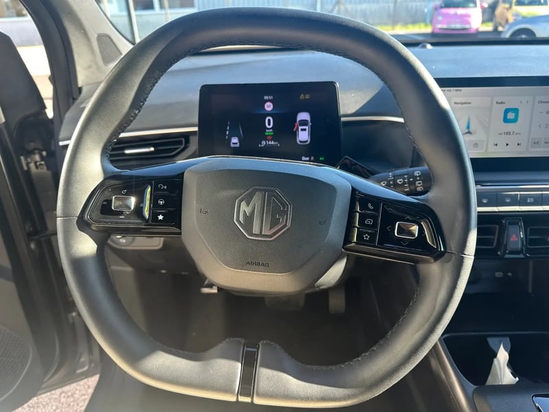 Photo de la voiture MG MG3 1.5 L Hybrid+ 195 ch Luxury