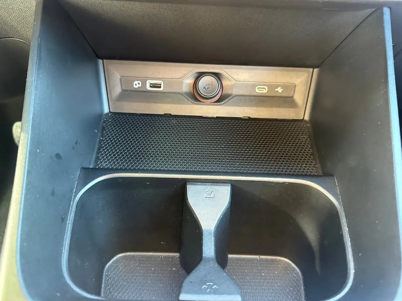 Photo de la voiture MG MG3 1.5 L Hybrid+ 195 ch Luxury
