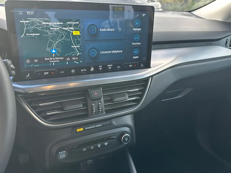 Photo de la voiture FORD FOCUS SW 1.0 EcoBoost 125 S&S Titanium +