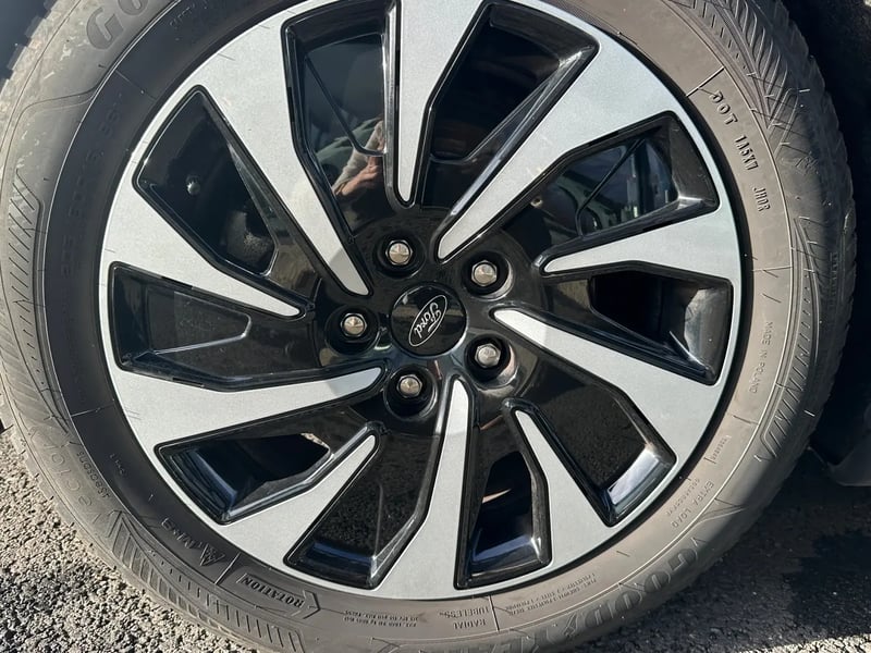 Photo de la voiture FORD FOCUS SW 1.0 EcoBoost 125 S&S Titanium +