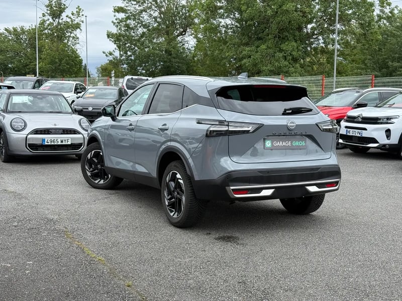Photo de la voiture NISSAN QASHQAI Mild Hybrid 158 ch Xtronic N-Connecta