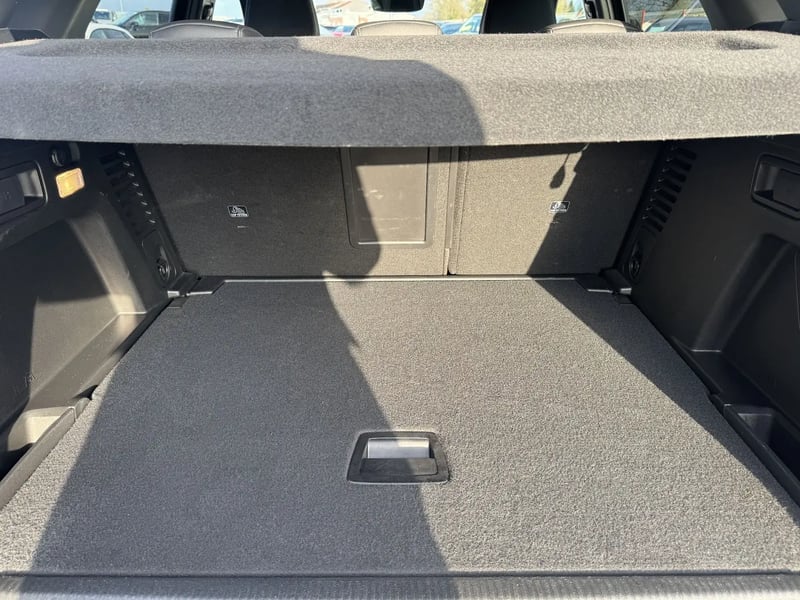 Photo de la voiture PEUGEOT 3008 PureTech 130ch S&S BVM6 GT