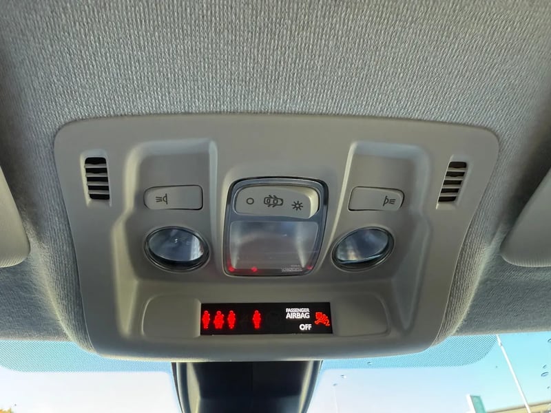 Photo de la voiture CITROEN C3 PureTech 83 S&S BVM5 Shine