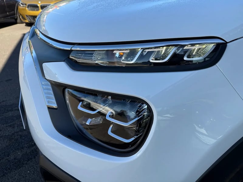 Photo de la voiture CITROEN C3 PureTech 83 S&S BVM5 Shine