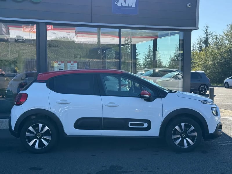 Photo de la voiture CITROEN C3 PureTech 83 S&S BVM5 Shine