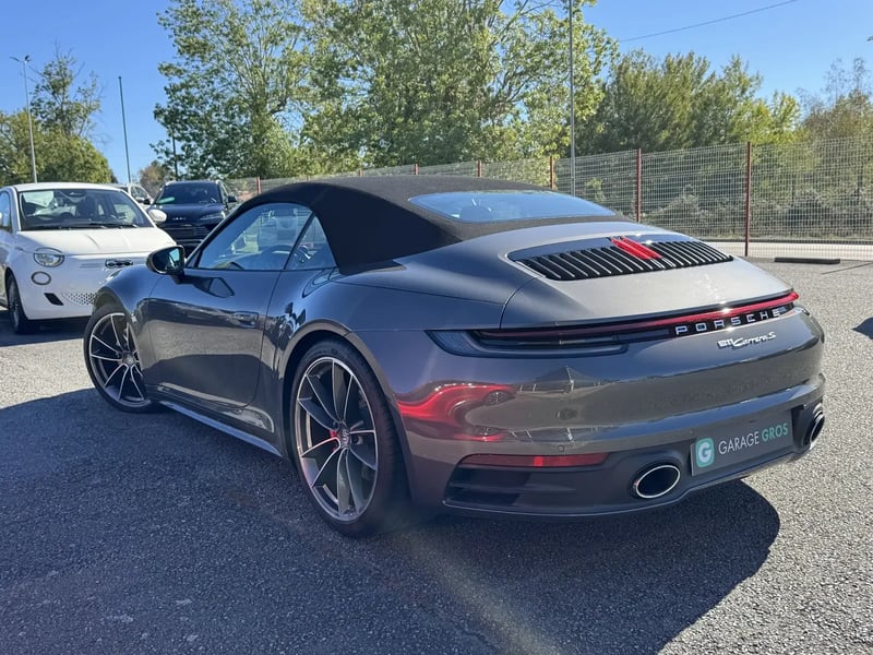 Photo de la voiture PORSCHE 911 CARRERA CABRIOLET 992 S Cabriolet 3.0i 450 PDK