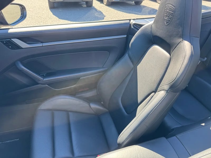 Photo de la voiture PORSCHE 911 CARRERA CABRIOLET 992 S Cabriolet 3.0i 450 PDK