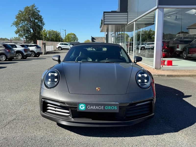 Photo de la voiture PORSCHE 911 CARRERA CABRIOLET 992 S Cabriolet 3.0i 450 PDK