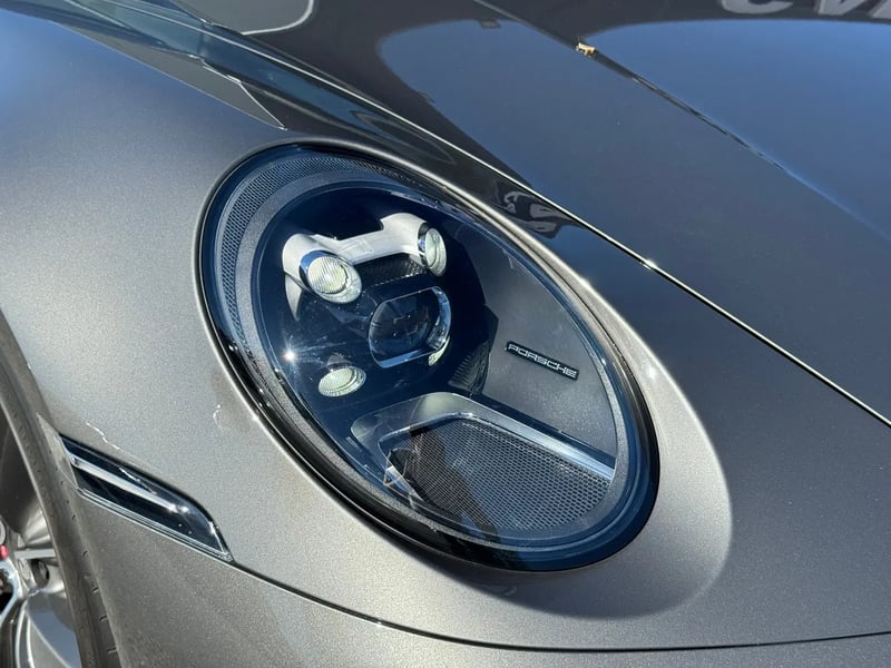 Photo de la voiture PORSCHE 911 CARRERA CABRIOLET 992 S Cabriolet 3.0i 450 PDK