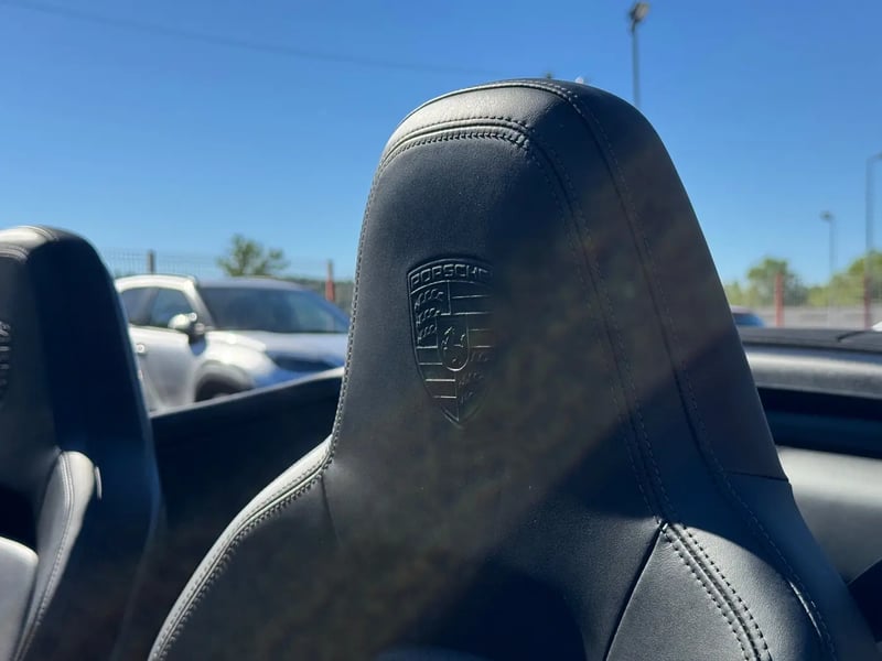 Photo de la voiture PORSCHE 911 CARRERA CABRIOLET 992 S Cabriolet 3.0i 450 PDK
