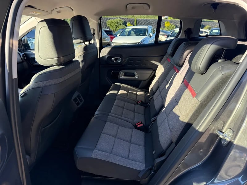 Photo de la voiture CITROEN C5 AIRCROSS Hybride Rechargeable 225 S&S e-EAT8 Feel