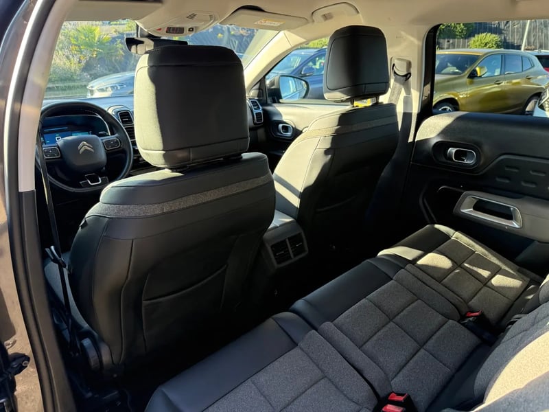 Photo de la voiture CITROEN C5 AIRCROSS Hybride Rechargeable 225 S&S e-EAT8 Feel