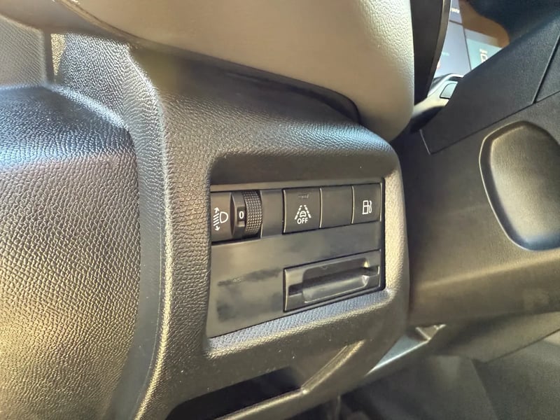 Photo de la voiture CITROEN C5 AIRCROSS Hybride Rechargeable 225 S&S e-EAT8 Feel