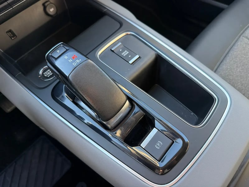 Photo de la voiture CITROEN C5 AIRCROSS Hybride Rechargeable 225 S&S e-EAT8 Feel