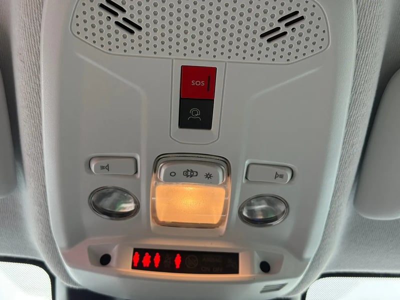 Photo de la voiture PEUGEOT 208 100 S&S BVM6 Allure