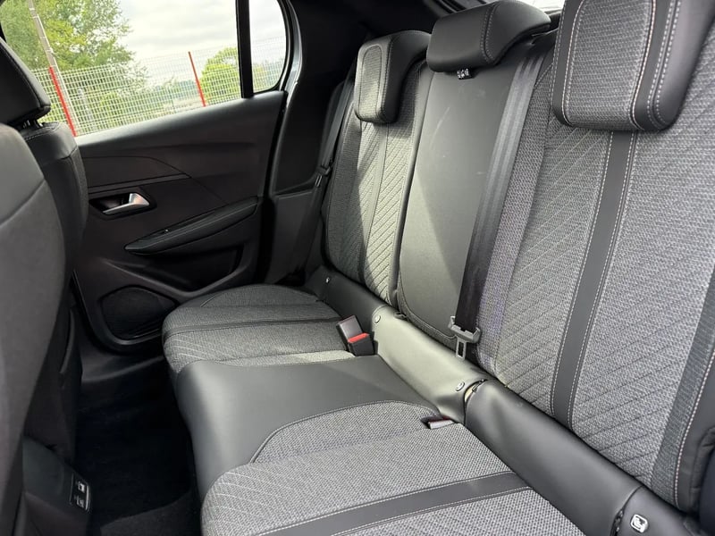 Photo de la voiture PEUGEOT 208 100 S&S BVM6 Allure