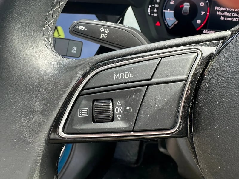 Photo de la voiture AUDI A3 SPORTBACK 35 TFSI 150 Design