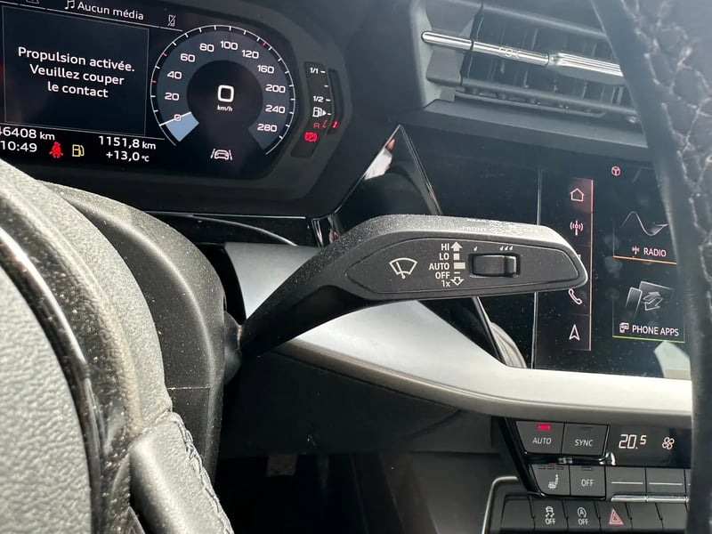 Photo de la voiture AUDI A3 SPORTBACK 35 TFSI 150 Design