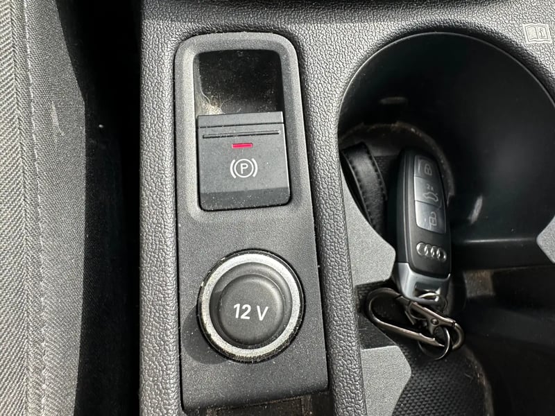 Photo de la voiture AUDI A3 SPORTBACK 35 TFSI 150 Design