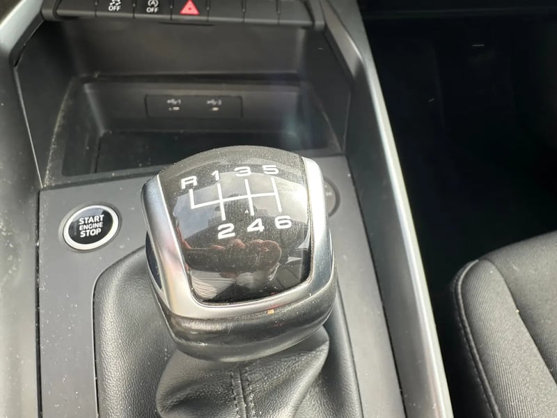 Photo de la voiture AUDI A3 SPORTBACK 35 TFSI 150 Design