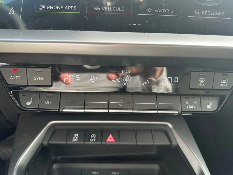 Photo de la voiture AUDI A3 SPORTBACK 35 TFSI 150 Design