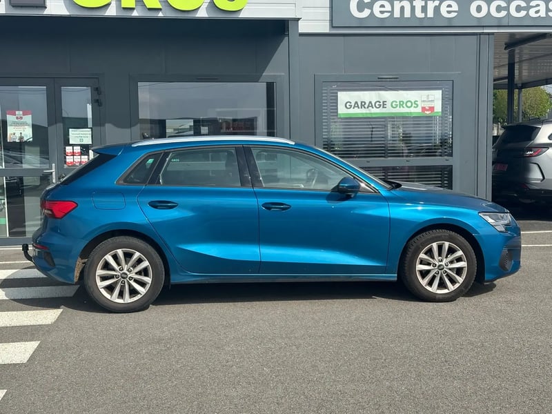 Photo de la voiture AUDI A3 SPORTBACK 35 TFSI 150 Design