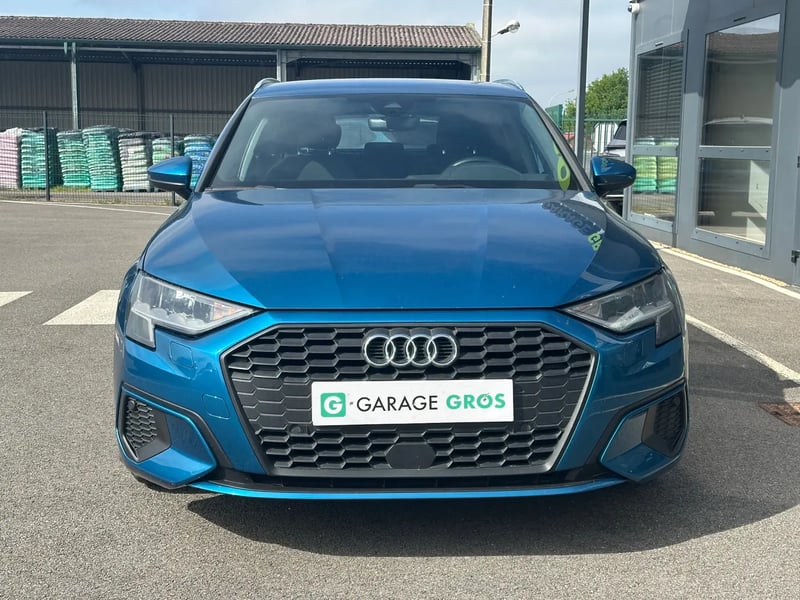 Photo de la voiture AUDI A3 SPORTBACK 35 TFSI 150 Design