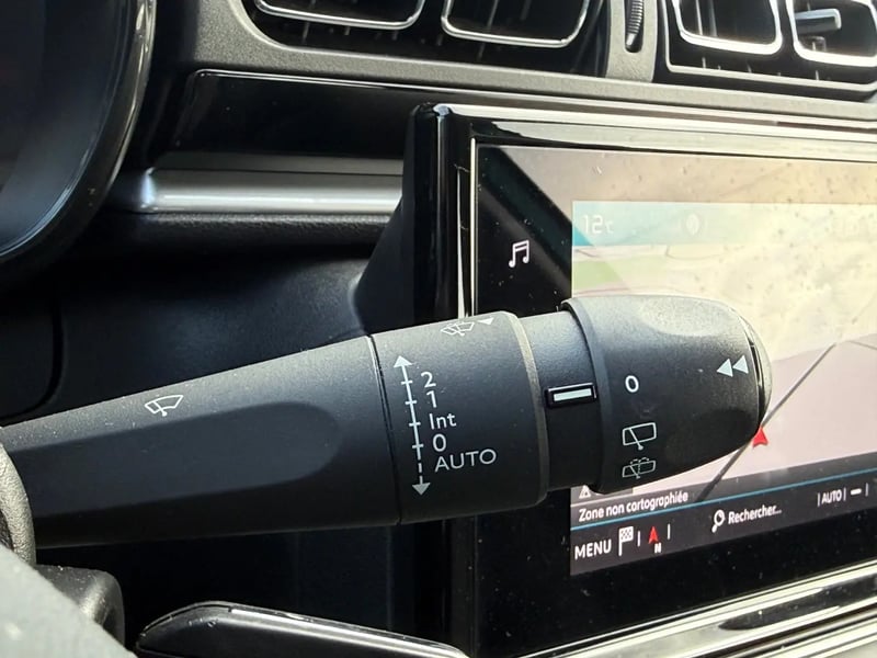 Photo de la voiture CITROEN C3 PureTech 110 S&S BVM6 Shine