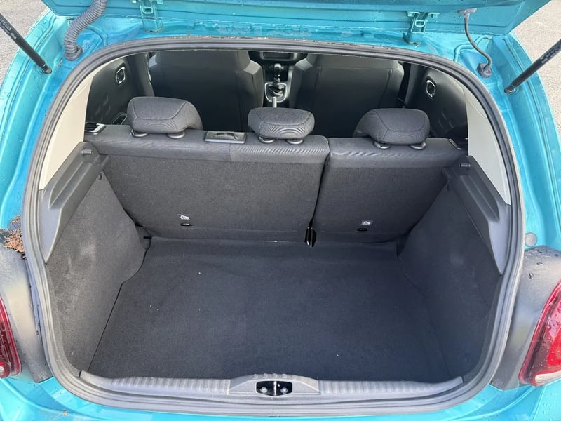 Photo de la voiture CITROEN C3 PureTech 110 S&S BVM6 Shine