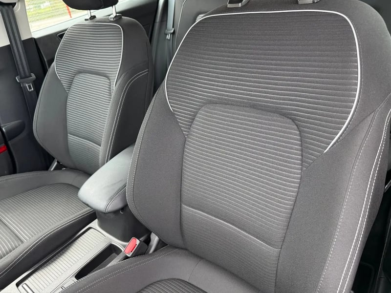 Photo de la voiture FORD FOCUS SW 1.0 EcoBoost 125 S&S mHEV Titanium X Business