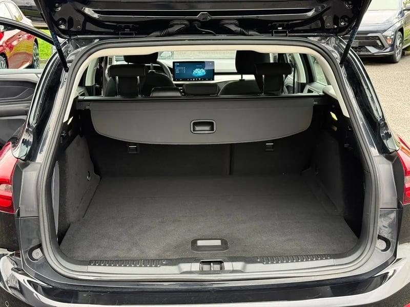 Photo de la voiture FORD FOCUS SW 1.0 EcoBoost 125 S&S mHEV Titanium X Business