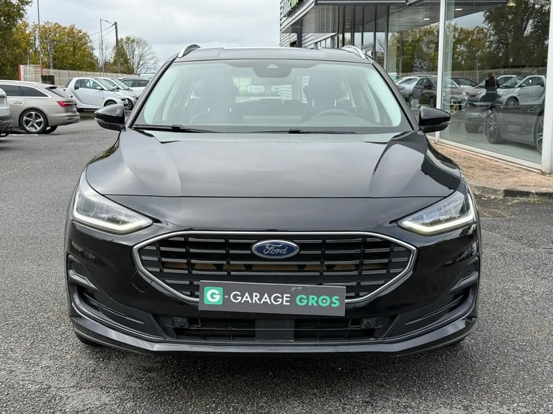 Photo de la voiture FORD FOCUS SW 1.0 EcoBoost 125 S&S mHEV Titanium X Business