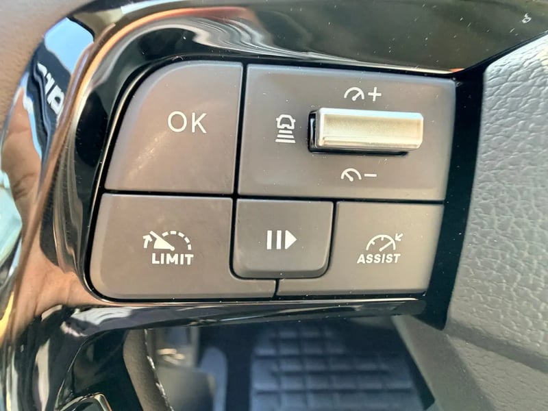 Photo de la voiture CITROEN SPACETOURER XL Diesel 180 ch Automatique Business Pack