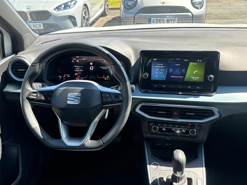Photo de la voiture SEAT ARONA 1.0 TSI 115 ch Start/Stop DSG7 Xperience