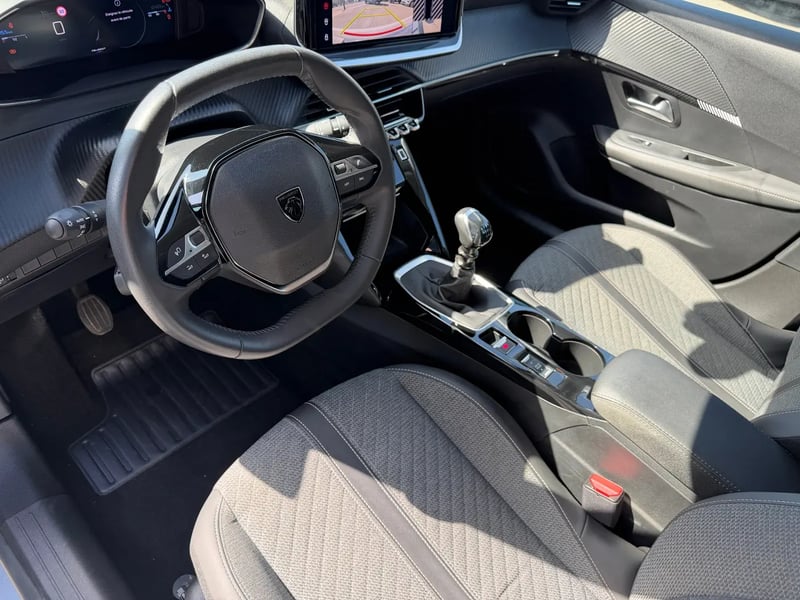 Photo de la voiture PEUGEOT 208 100 S&S BVM6 Allure