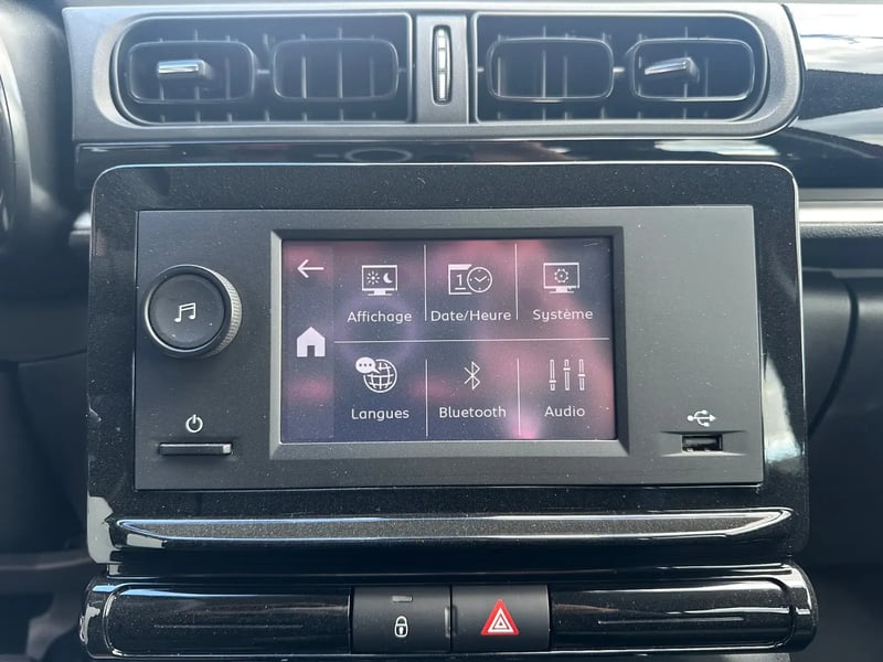 Photo de la voiture CITROEN C3 PureTech 83 ch BVM5 You
