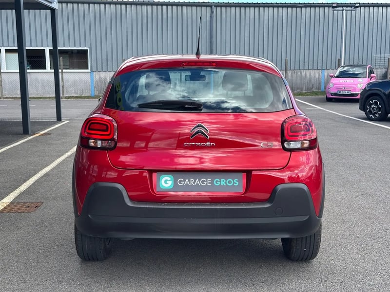 Photo de la voiture CITROEN C3 PureTech 83 ch BVM5 You