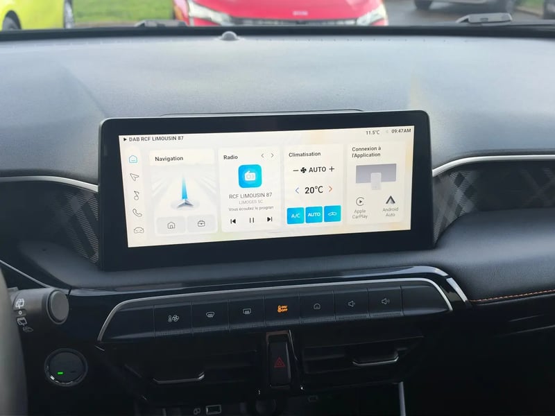 Photo de la voiture MG MG3 1.5 L Hybrid+ 195 ch Luxury
