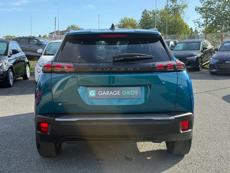 Photo de la voiture PEUGEOT 2008 ELECTRIQUE 54 kWh 156 ch Allure