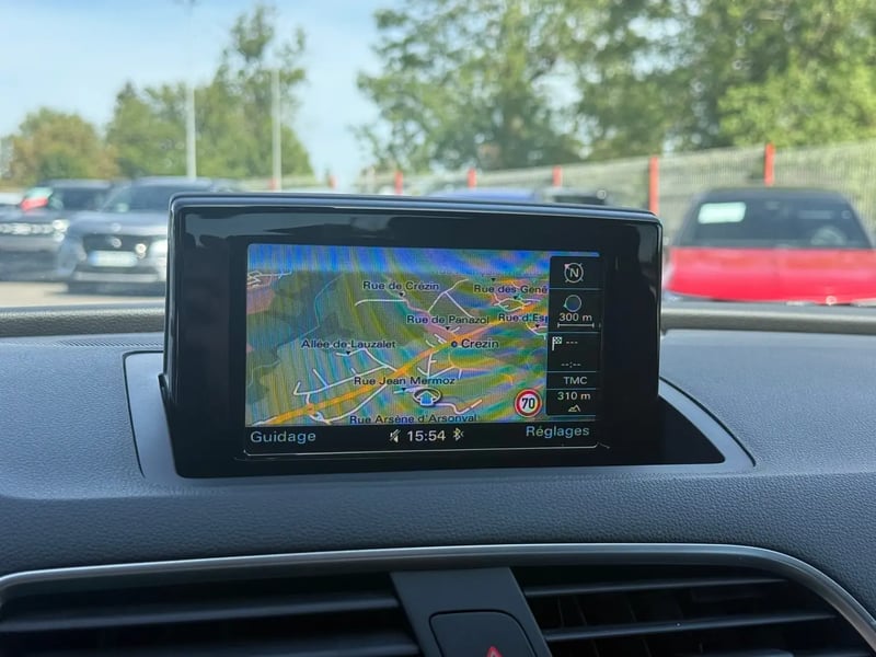 Photo de la voiture AUDI Q3 1.4 TFSI COD 150 ch S tronic 6 S line