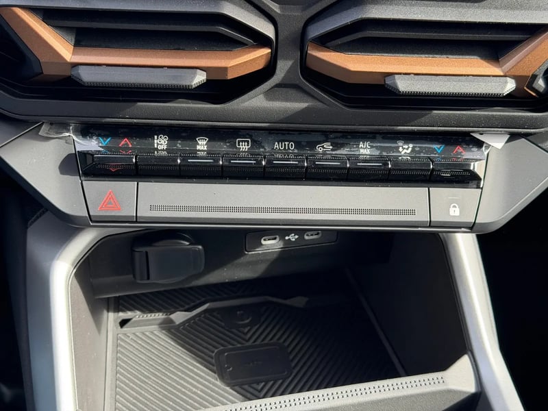 Photo de la voiture DACIA BIGSTER GPL Tribrid 150 4x4 Extreme
